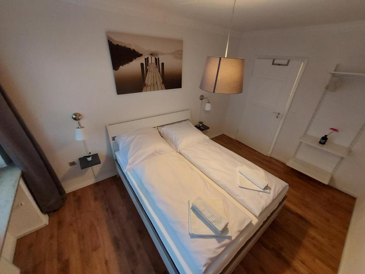 Overnight Apartment Cologne Exterior photo